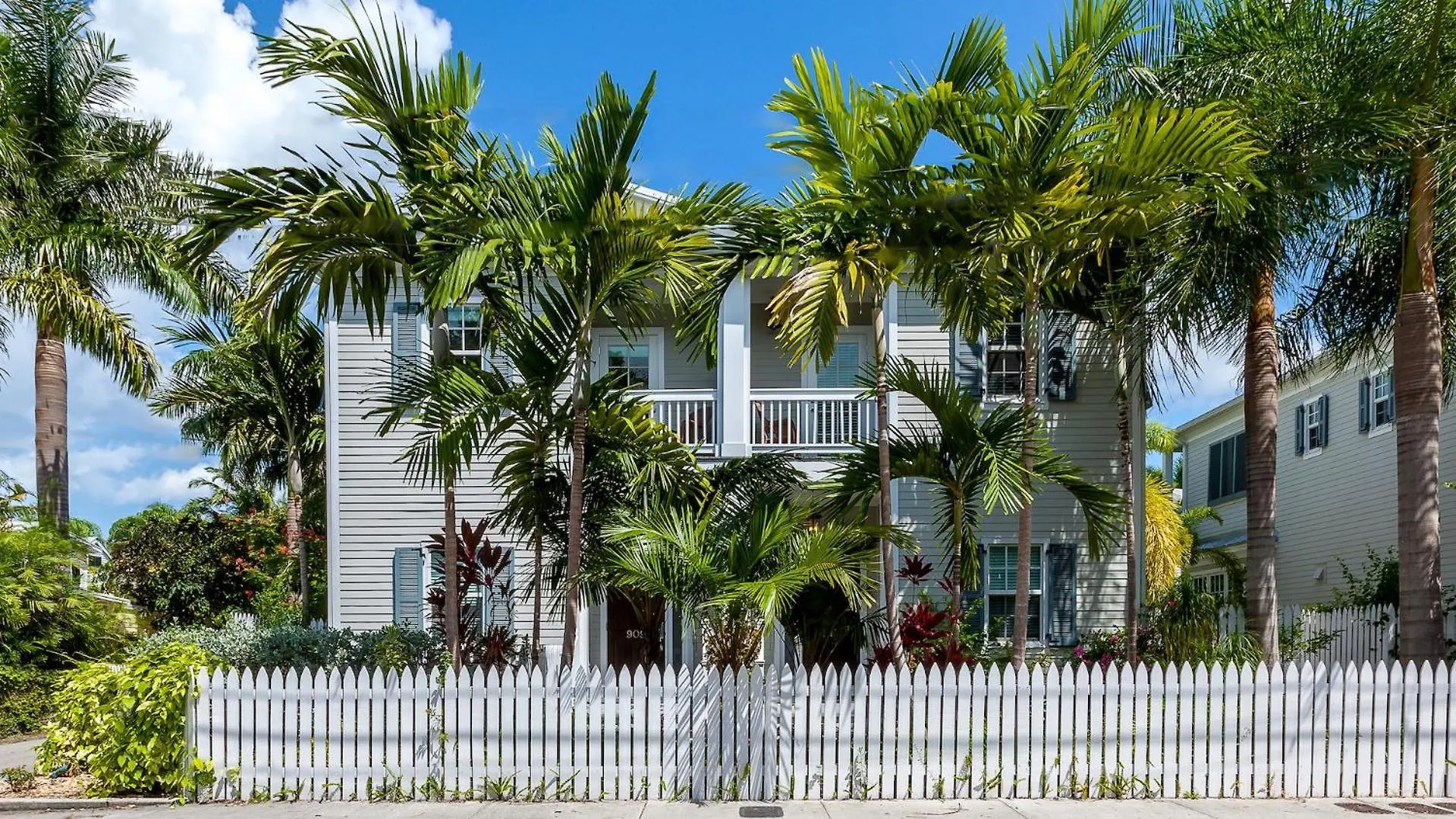 The Ibis & The Crane By Last Key Realty Key West
